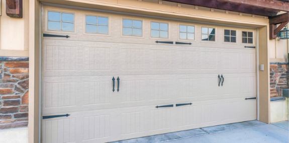 How Much Does a Garage Door Cost?