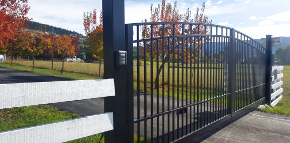 Residential Gate Operators for Secure, Convenient Home Access
